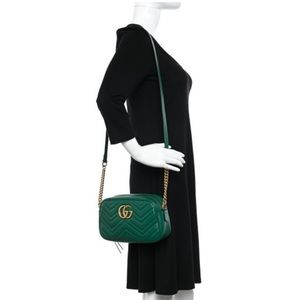 GUCCI Matelasse Small GG Marmont Chain Shoulder Bag Emerald Green